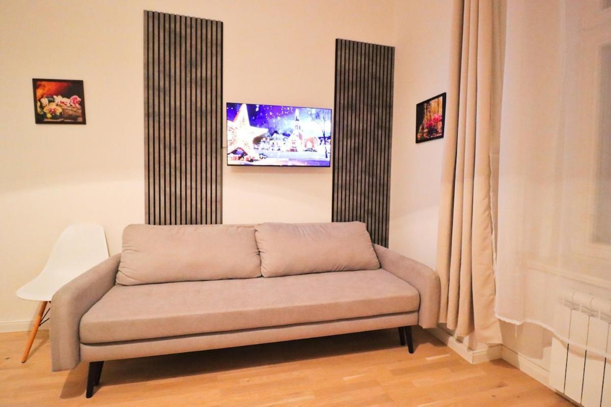 Spacious In The Center Of Appartement *